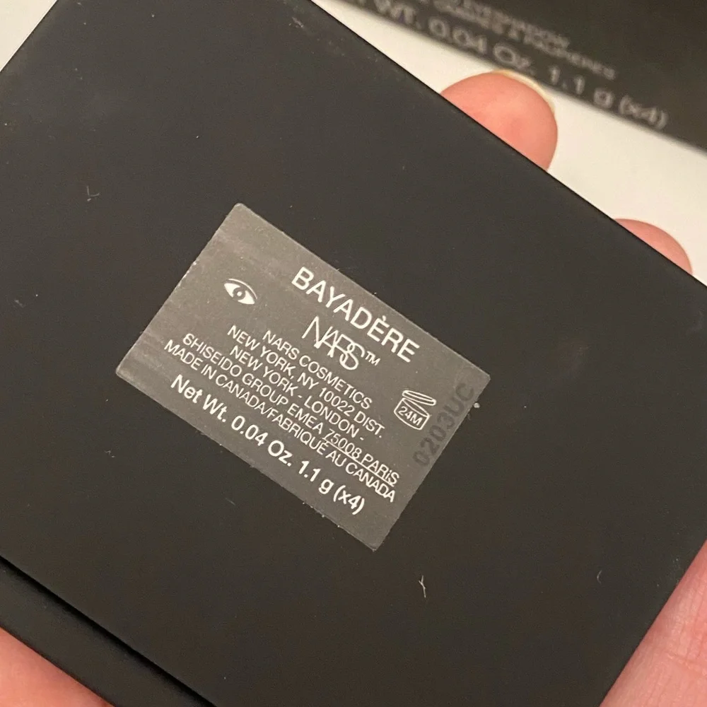 NWT NARS cosmetics quad eyeshadow palette bayèdere - Picture 6 of 6